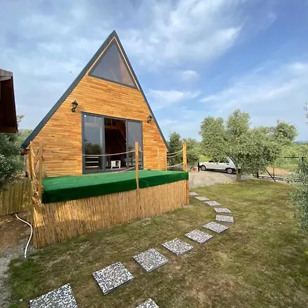 West Bungalov *